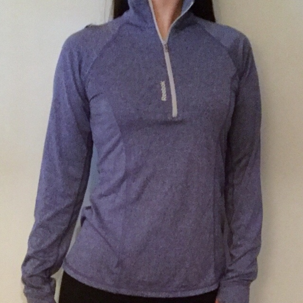 Reebok activewear top, like new! - Picture 2 of 9